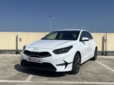 Usado Kia Ceed 120 CV (88 kW) 2023 Blanco Utilitario
