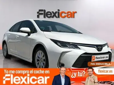 Usado Toyota Corolla 125 CV (91 kW) 2022 Blanco Berlina