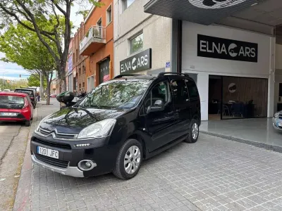 Usado Citroën e-Berlingo XTR 90 CV (66 kW) 2015 Negro Familiar