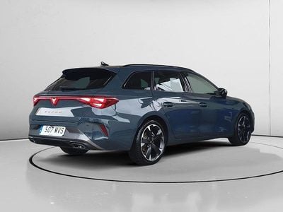 Usado Cupra Leon 150 CV (110 kW) 2024 Azul Berlina