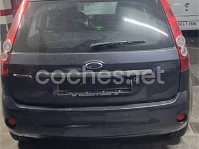 Negro Usado 2007 Ford Fiesta Ambiente Berlina | 3600 € (Precio justo)