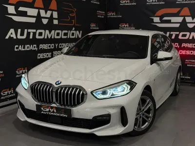 Usado BMW 118 M Sport 150 CV (110 kW) 2021 Blanco Utilitario