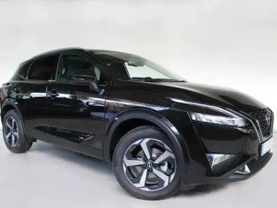 Usado Nissan Qashqai N-Connecta 140 HP (102 kW) 2022 Preto SUV