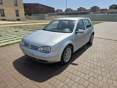 Usado VW Golf IV GTI 150 CV (110 kW) 2002 Gris / plata Berlina