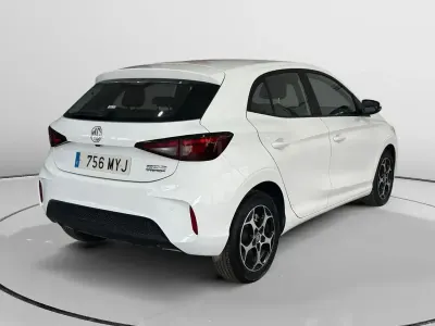 Usado MG MG3 Comfort 195 HP (143 kW) 2025 Branco Citadino