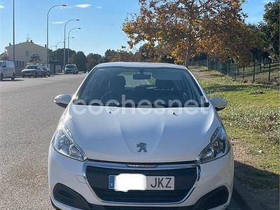 Blanco Usado 2015 Peugeot 208 Active Utilitario | 6750 € (Buen precio)