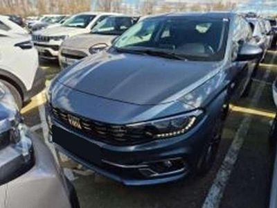 Usado Fiat Tipo Cross 101 HP (74 kW) 2022 Azul Sedan