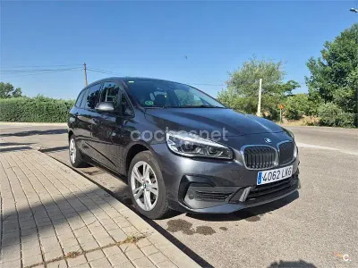 Usado BMW 218 Comfort Edition 140 CV (102 kW) 2020 Gris / plata Familiar