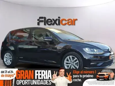 Usado VW Golf VIII Advance 130 HP (95 kW) 2020 Preto