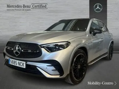 Occasion Mercedes GLC200 AMG line 227 PK (166 kW) 2025 Zilver SUV