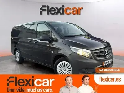 Usado Mercedes Vito 136 CV (100 kW) 2023 Negro Van