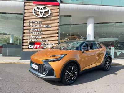 Usado Toyota C-HR Edition 223 HP (164 kW) 2025 Laranja SUV
