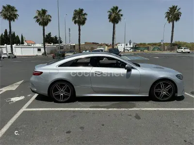 Usado Mercedes E220 194 CV (142 kW) 2019 Gris / plata Coupe