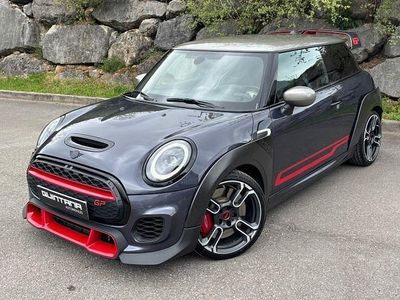 Usado Mini Cooper 306 CV (225 kW) 2021 Gris Utilitario