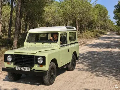 Usado Land Rover Defender 112 CV (82 kW) 1995 Verde SUV