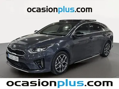 Usado Kia ProCeed GT-Line 140 CV (102 kW) 2020 Gris Familiar