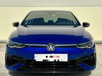 Usado VW Golf VIII R 333 CV (244 kW) 2023 Azul Utilitario