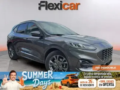 Usado Ford Kuga ST-Line 120 CV (88 kW) 2024 Gris / plata SUV