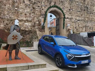 Käytetty Kia Sportage 230 HP (169 kW) 2022 Sininen Katumaasturi