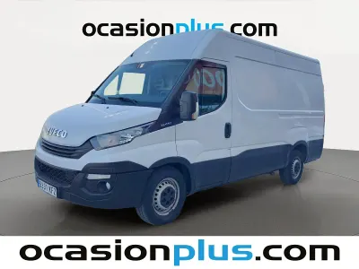 Usado Iveco Daily 116 CV (85 kW) 2017 Blanco Familiar