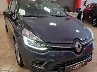 Usado Renault Clio IV LIMITED 90 CV (66 kW) 2016 Gris Berlina