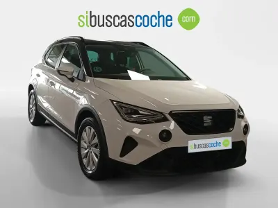 Usado Seat Arona Style 115 CV (84 kW) 2025 Blanco SUV