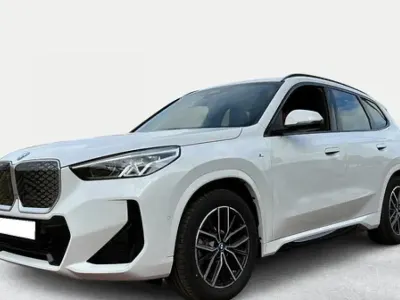 Käytetty BMW iX1 230 kW (313 HP) 2025 Katumaasturi