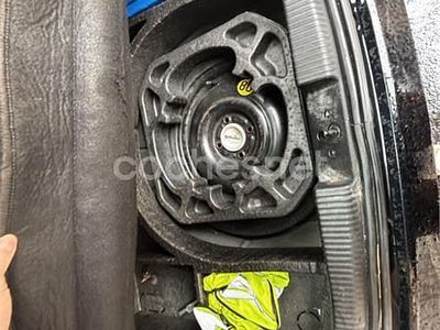 Usado Ford Focus Trend 115 CV (84 kW) 2002 Negro Berlina