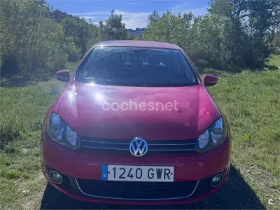 Usado VW Golf VI Sport 105 CV (77 kW) 2010 Rojo Utilitario