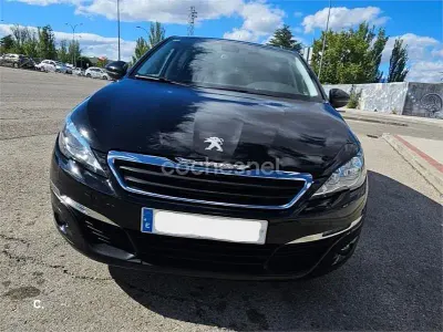 Usado Peugeot 308 Style 130 CV (95 kW) 2016 Negro Berlina