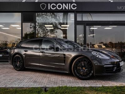 Porsche Panamera 4