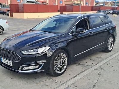 Negro Usado 2018 Ford Mondeo Vignale Familiar | 21.000 € (Precio justo)