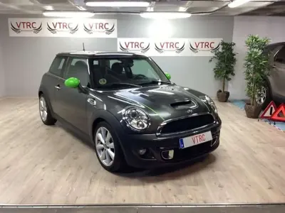 Usado Mini Cooper SD 143 CV (105 kW) 2013 Gris Utilitario