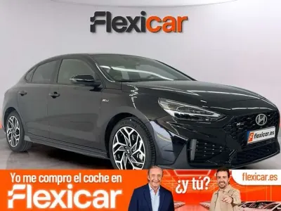 Usado Hyundai i30 N Line 101 CV (74 kW) 2025 Negro Utilitario