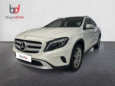 Mercedes GLA220