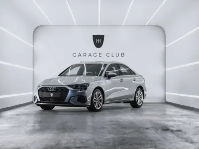 Usado Audi A3 Advanced Plus 110 CV (80 kW) 2020 Gris / plata Berlina