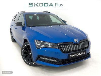 Usado Skoda Superb SportLine 218 CV (160 kW) 2023 Azul Familiar