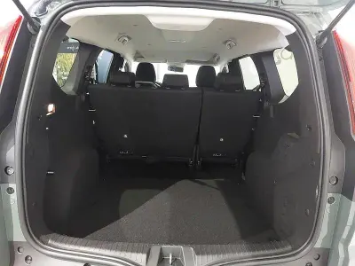 Usado Dacia Jogger Extreme 110 CV (80 kW) 2025 Verde Monovolumen