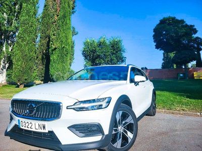Volvo V60 CC