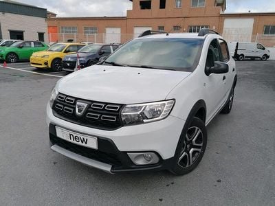 Używany Dacia Sandero Stepway Ambiance 90 KM (66 kW) 2018 Biały Hatchback