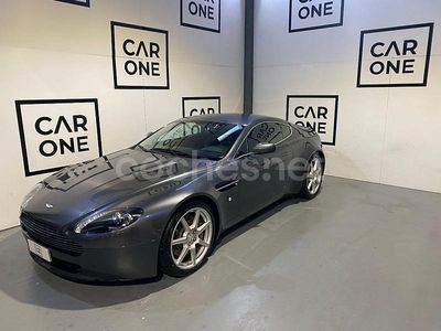Gris / plata Usado 2006 Aston Martin V8 Vantage Coupe | 44.900 €