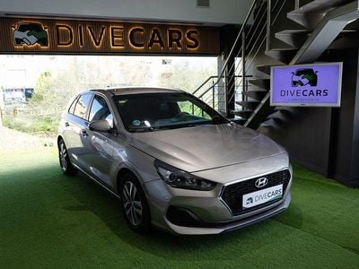 Usado Hyundai i30 GO! 120 CV (88 kW) 2019 Beige Berlina