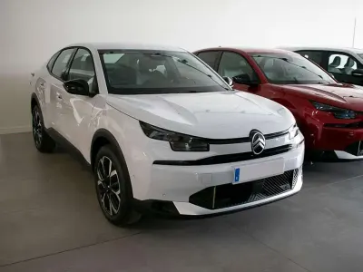 Usado Citroën C4 X Business Class 136 CV (100 kW) 2025 Blanco SUV