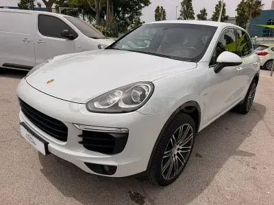 Usado Porsche Cayenne 262 CV (192 kW) 2017 Blanco SUV