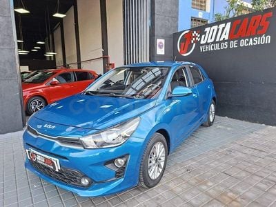 Usado Kia Rio 84 CV (61 kW) 2023 Azul Berlina