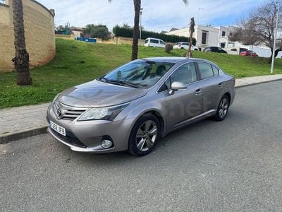Usado Toyota Avensis Executive 150 CV (110 kW) 2015 Gris / plata Berlina