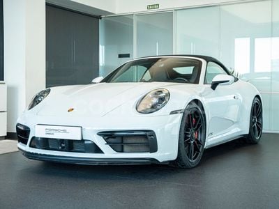 Porsche 911 Carrera 4 GTS