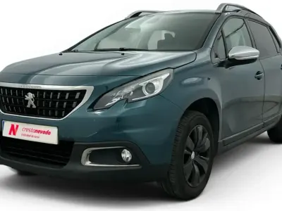 Usado Peugeot 2008 Style 131 CV (96 kW) 2019 Azul SUV