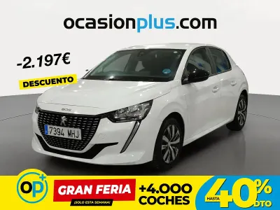 Usado Peugeot 208 Active 100 CV (73 kW) 2023 Blanco Utilitario