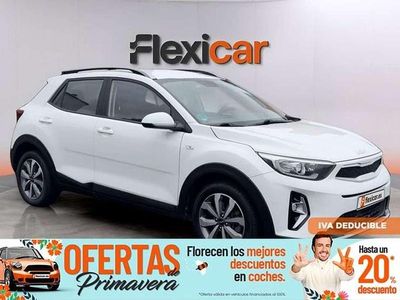Usado Kia Stonic 84 CV (61 kW) 2022 Blanco SUV